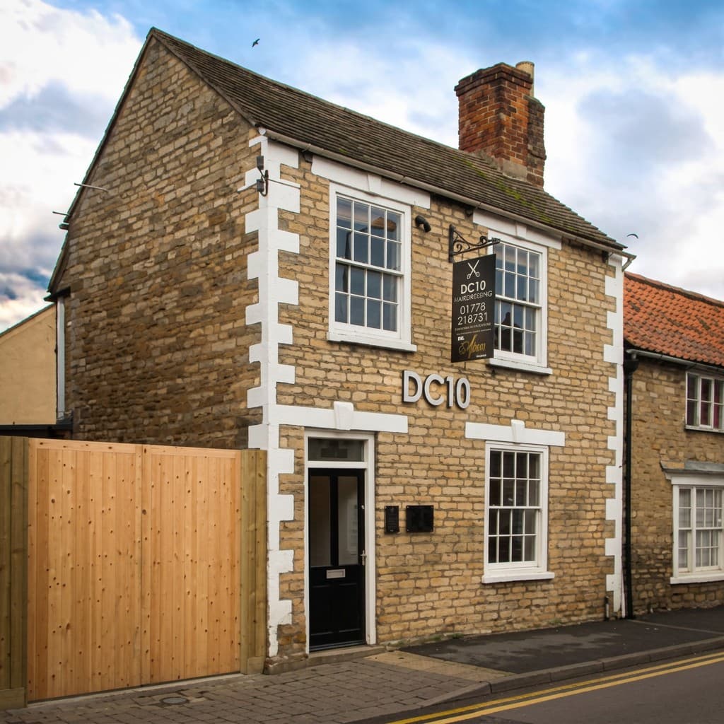 The DC10 building at 15 High Street, Market Deeping